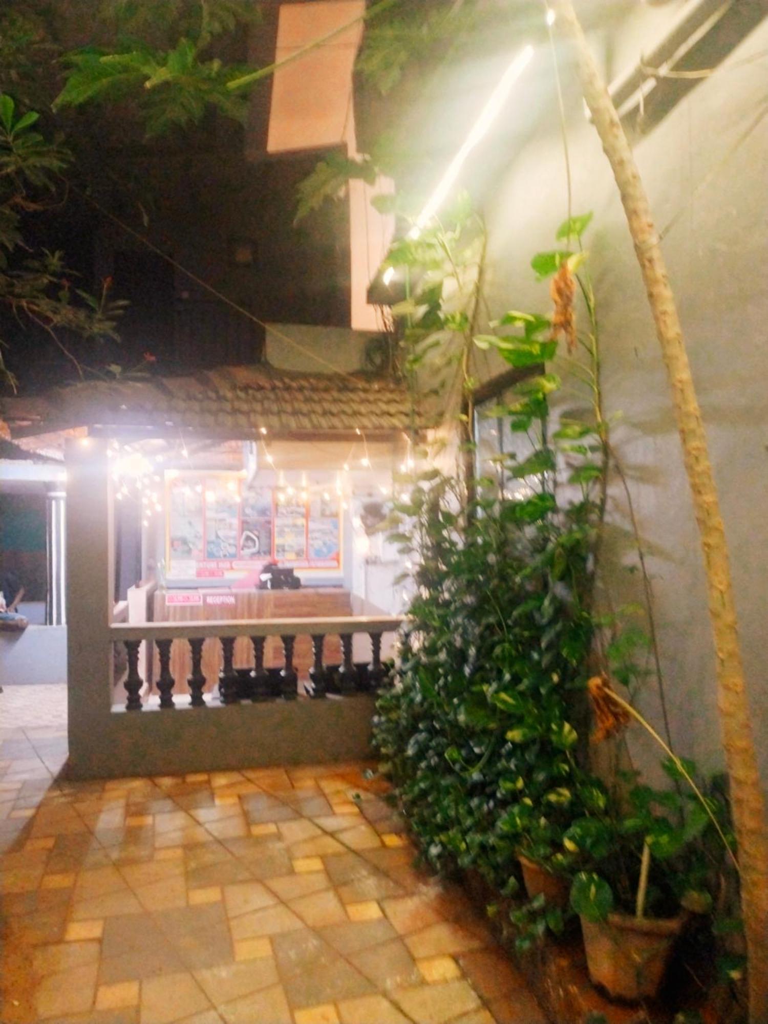 Baga Beach Inn Экстерьер фото